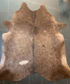 Kuhfell nussbraun uni gestromert