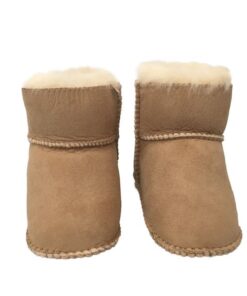 Fell-shop_Lammfell_Baby_Lammfellfinkli_Uggli1