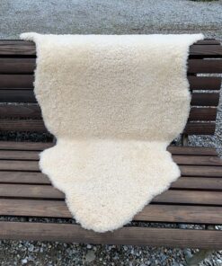 Lammfell curly geschoren