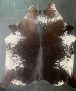 Kuhfell dunkelbraun gesprenkelt