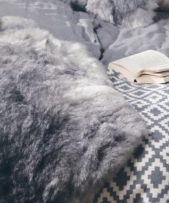 isländisches Lammfell geschoren