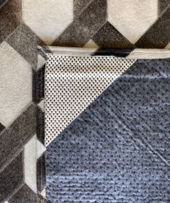 Mosaikteppich aus Kuhfell