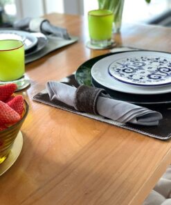 Serviettenringe aus Kuhfell