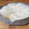Katzenkorb mit Lammfelleinlage