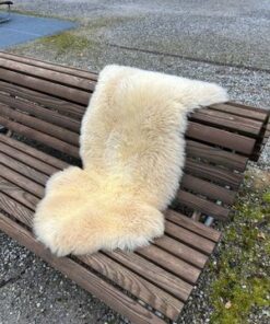 einheimisches Lammfell naturbunt