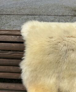 einheimisches Lammfell