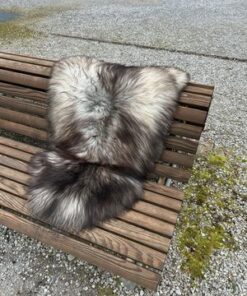 isländisches Lammfell naturgrau