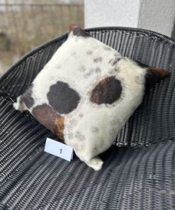 Kuhfellkissen-Dreifärber-No1